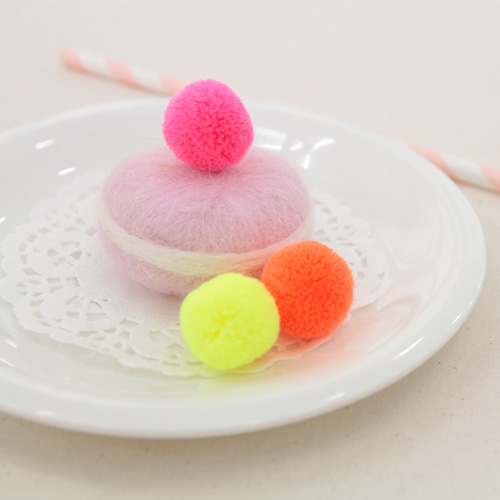 Pom Pom Pom Pom Pong Pong Pong Pyong Pyong Pyong 熒光色 2cm 3 種