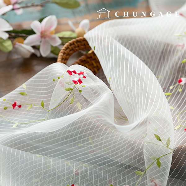 窗簾面料 刺繡窗簾面料 花卉面料 條紋 寬幅 櫻草花