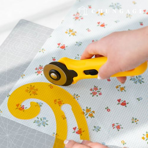 圓形切刀45mm布料紙張布料皮革切割多功能旋轉切刀顏色隨機