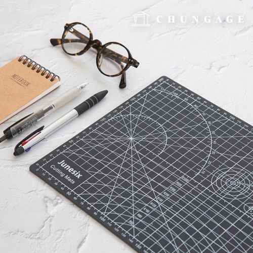 黑白切割墊 A4切割桌墊 切割板 墊黑