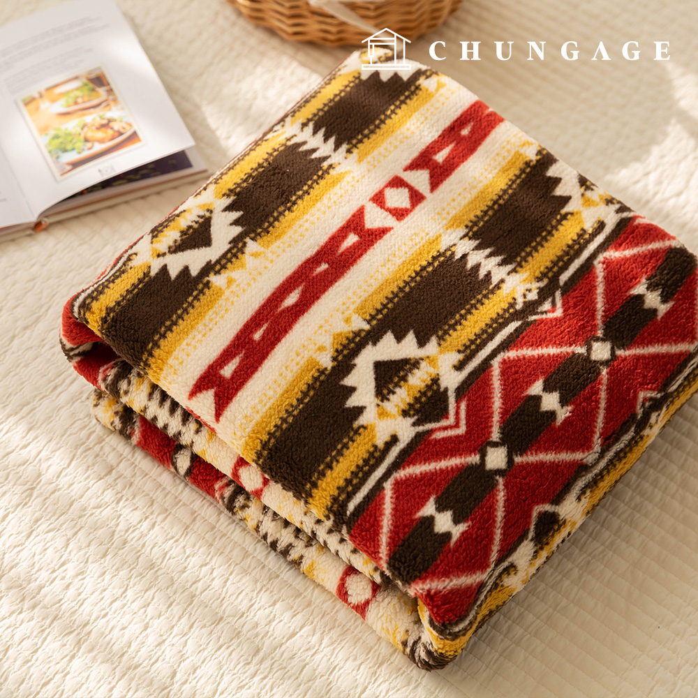 羊毛圓形布料 毛皮布料 抓絨人造毛皮 冬季布料 北歐圖案 寬幅 Giorno