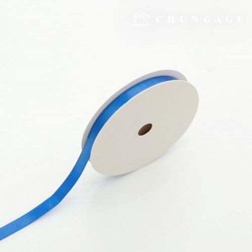 20卷10毫米寬的絲絨膠帶，用於製作工藝品。