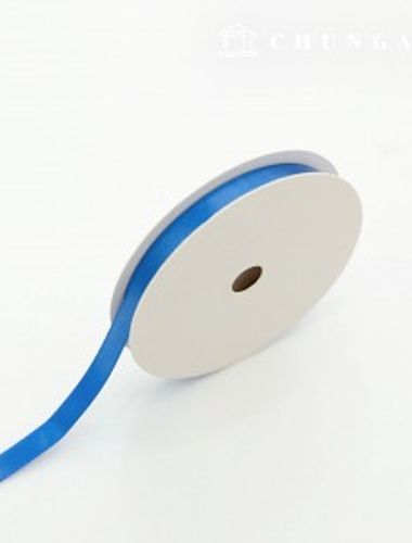 20卷10毫米寬的絲絨膠帶，用於製作工藝品。