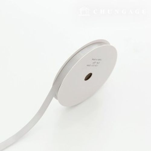 20卷10毫米寬的絲絨膠帶，用於製作工藝品。