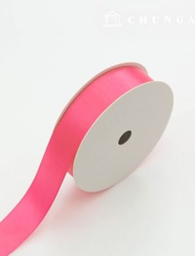 20卷25毫米寬的絲絨膠帶，用於製作絲絨工藝品