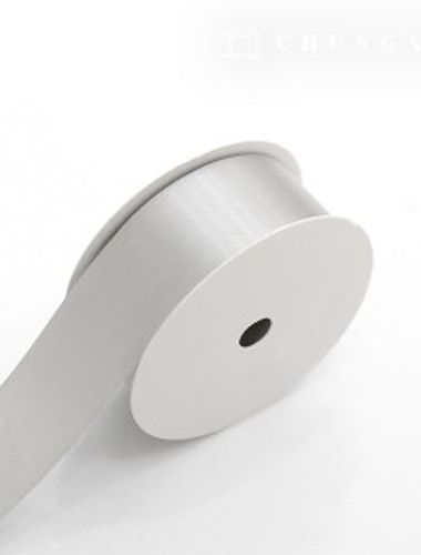 20卷40毫米寬的絲絨膠帶，用於製作工藝品。