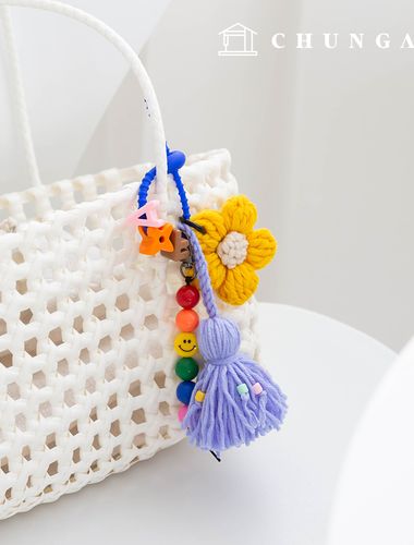 鑰匙圈 珍珠鑰匙圈 鑰匙圈 花形流蘇裝飾 毛絨玩具鑰匙圈 針織雛菊