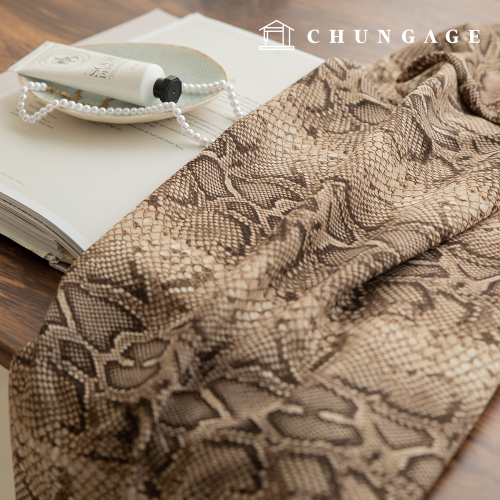 服裝布料聚酯纖維布料幅寬沙漠眼鏡蛇