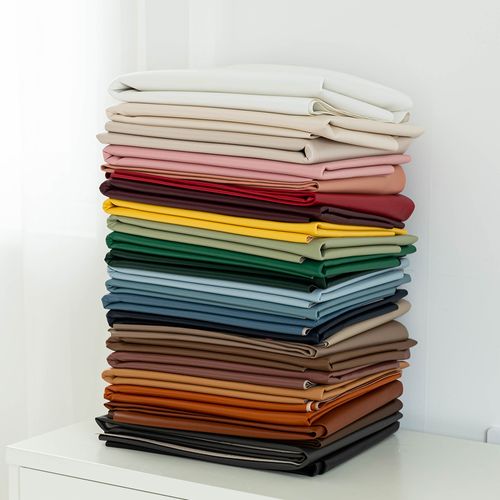 素面人造皮革布料，環保合成皮革，防水布料，適合日常使用，簡約皮革單件裝