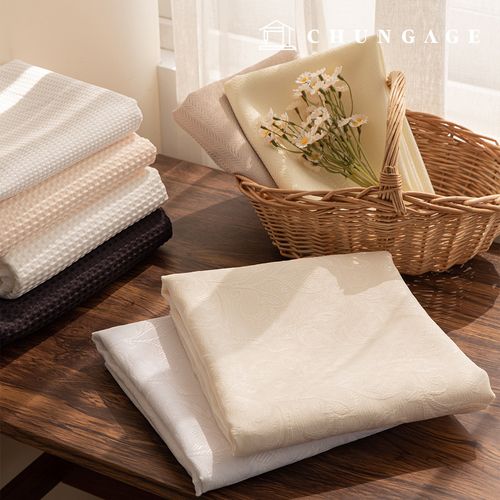 聚酯多臂提花華夫格紋寬幅布料，8 種款式，帶有復古光澤