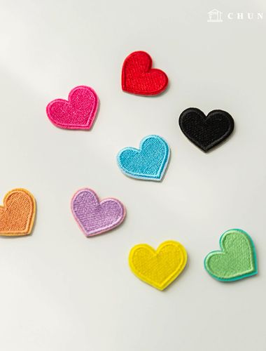 8 種類型的剝離式、修復式、刺繡式、圓形、心形熱封徽章